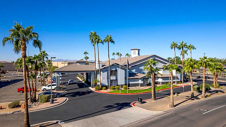 The Hotel Serene Glendale Peoria, Surestay Collection by BW