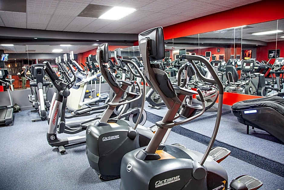 iHOTEL & Conference Centre Red Deer