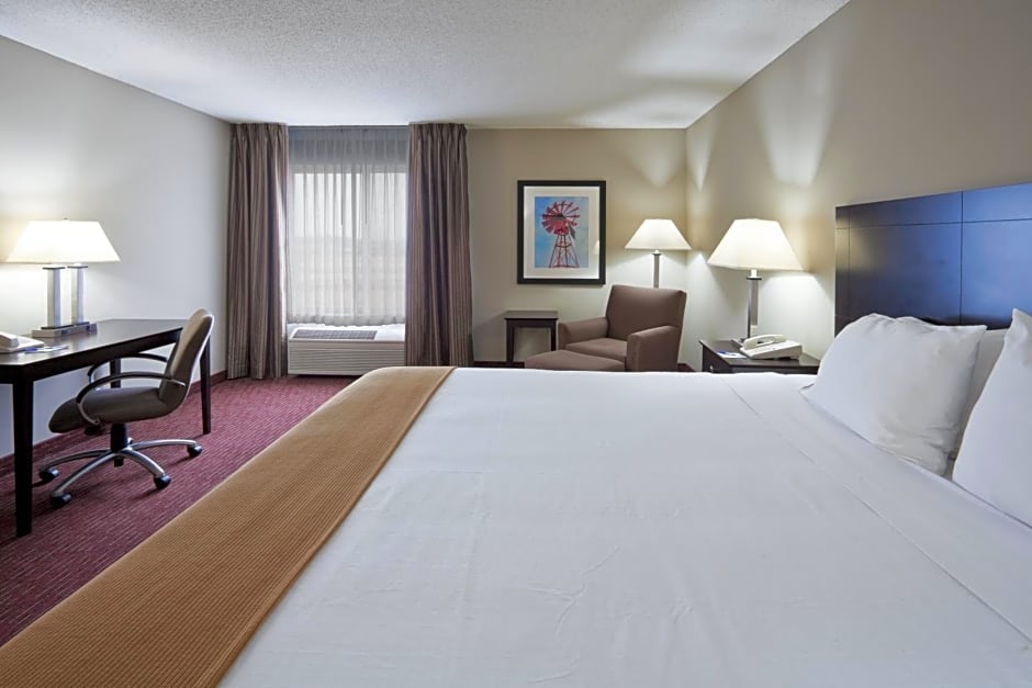 Holiday Inn Express Fort Wayne - East - New Haven