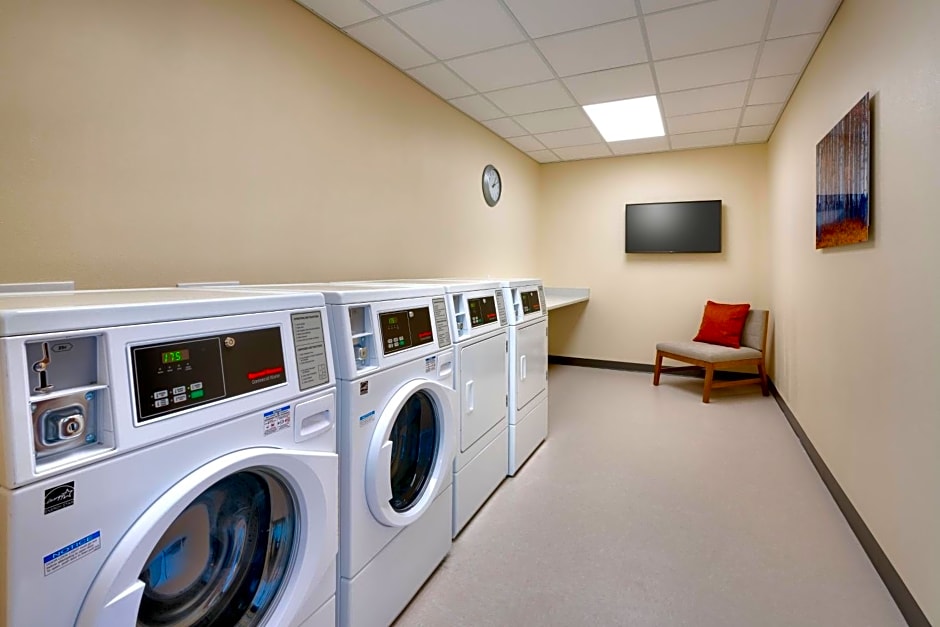 Fairfield Inn & Suites by Marriott Denver West/Federal Center