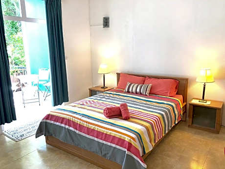 One-Bedroom Apartment with Garden View