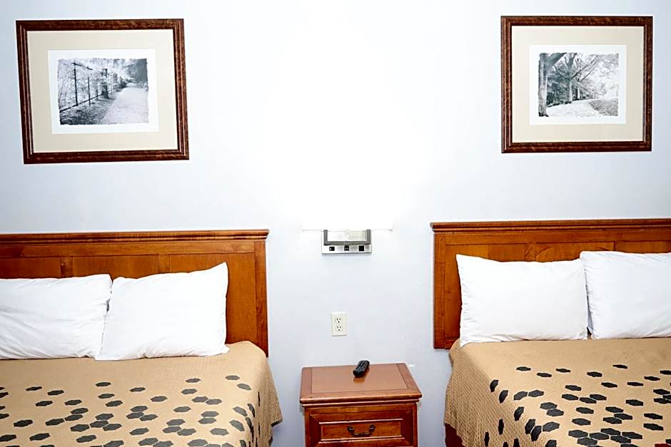 Crossroads Inn