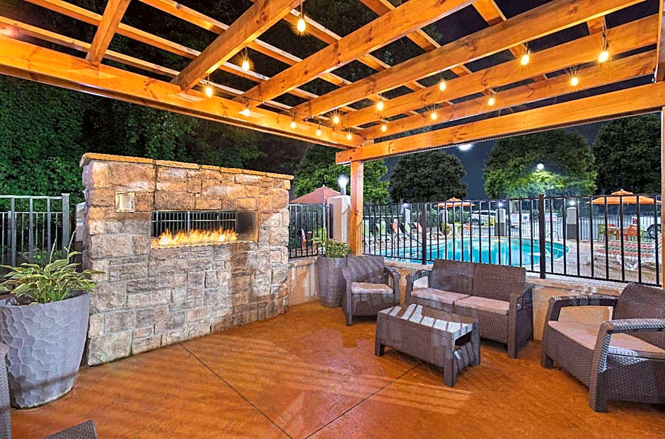 La Quinta Inn & Suites by Wyndham Pigeon Forge- Dollywood