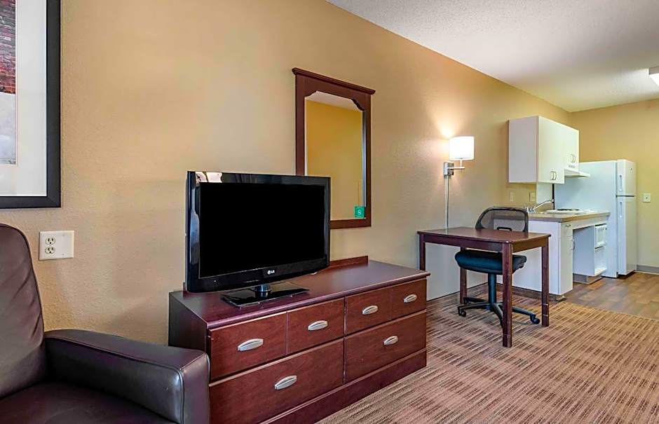Extended Stay America Suites - Rochester - North