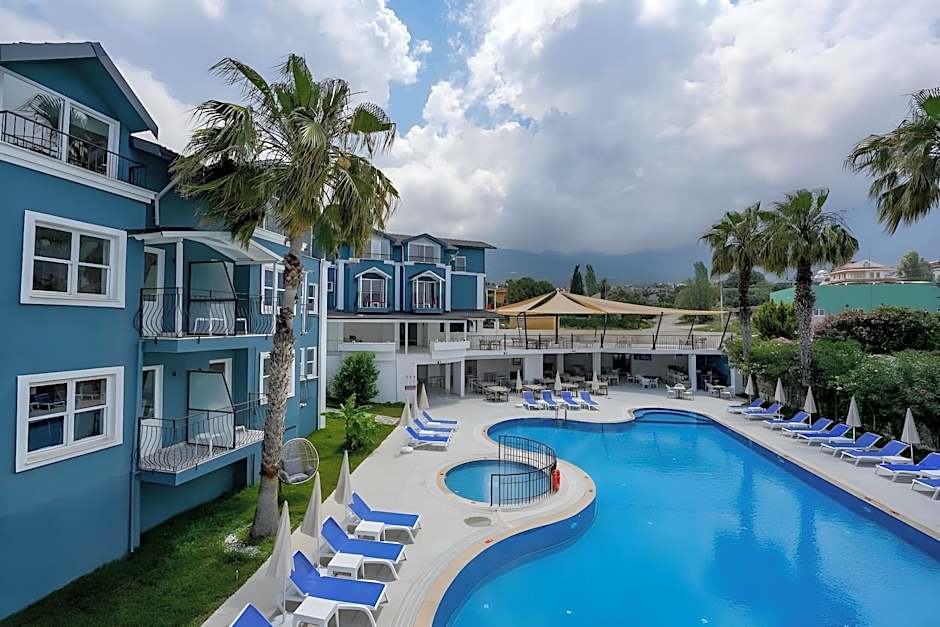Blue Pearl Hotel Villas