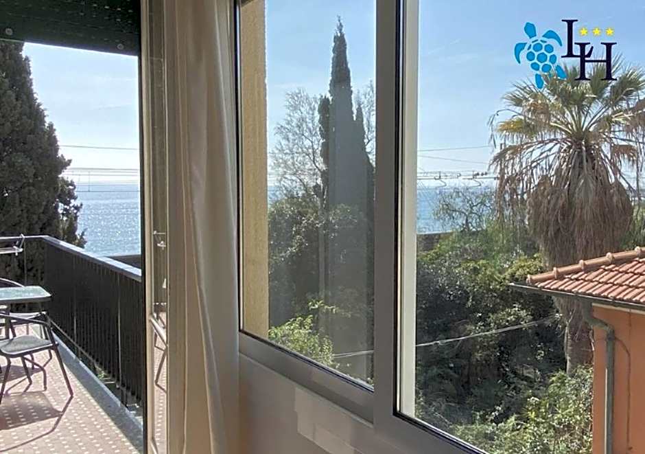 Hotel Lora RDA Luxury