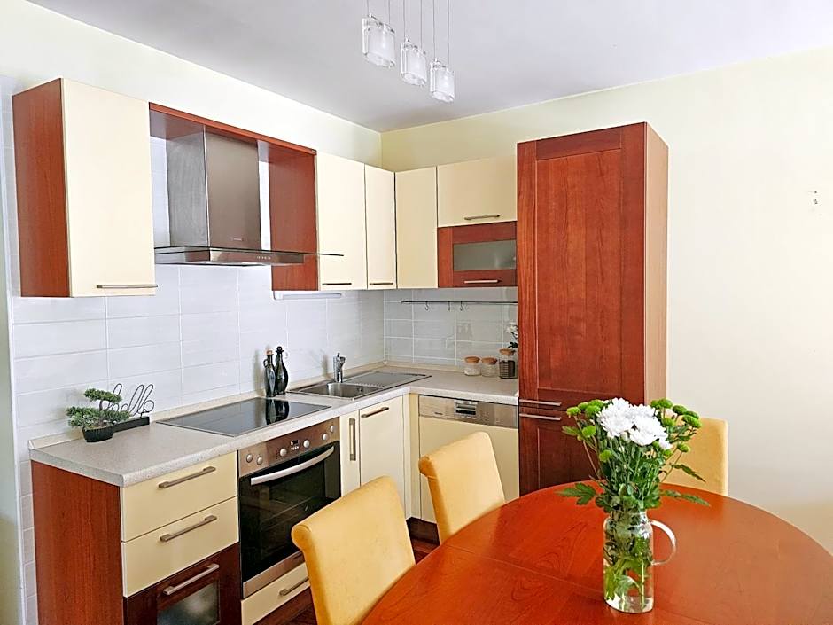 Apartment Mirna, 2-bedroom Apartment, Overlooking the Beach