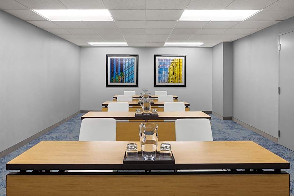 Courtyard by Marriott Minneapolis Downtown