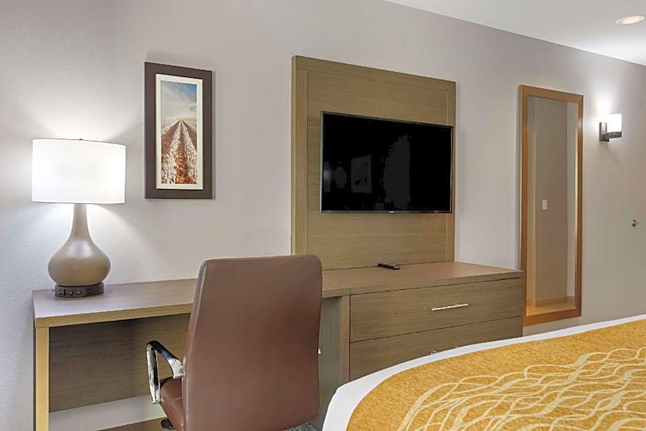 Comfort Inn
