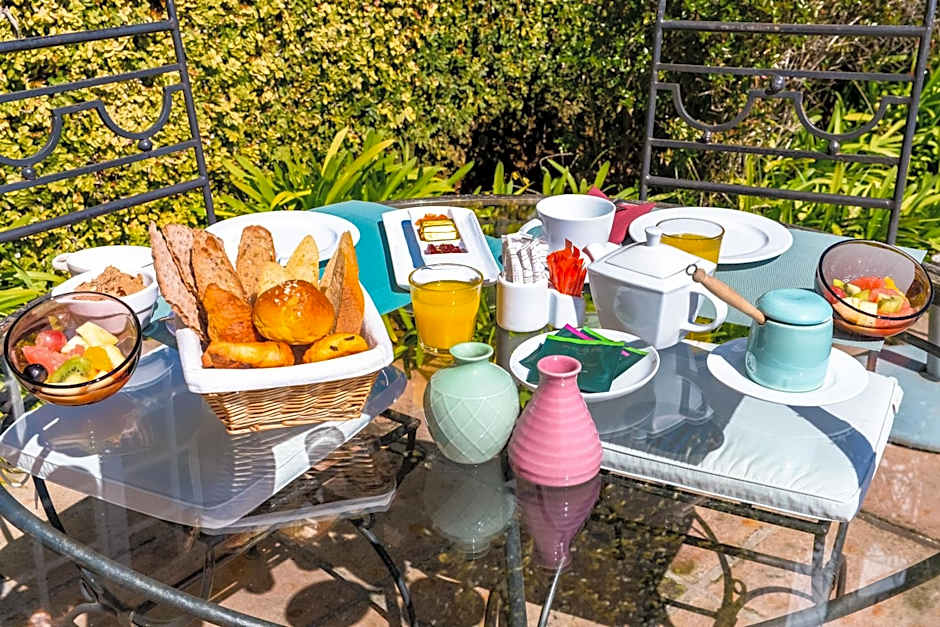 Le Manoir de L Etang – Mougins, CT