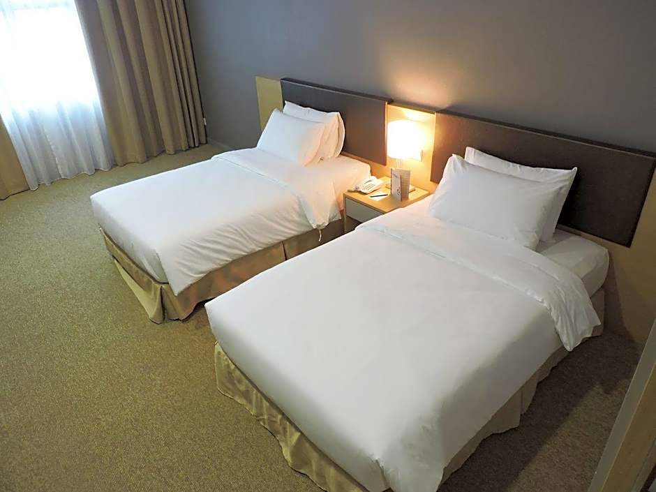 Hotel No.5