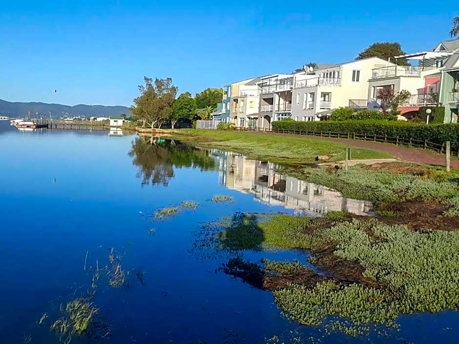 5 Tides End and 5 on Tides End