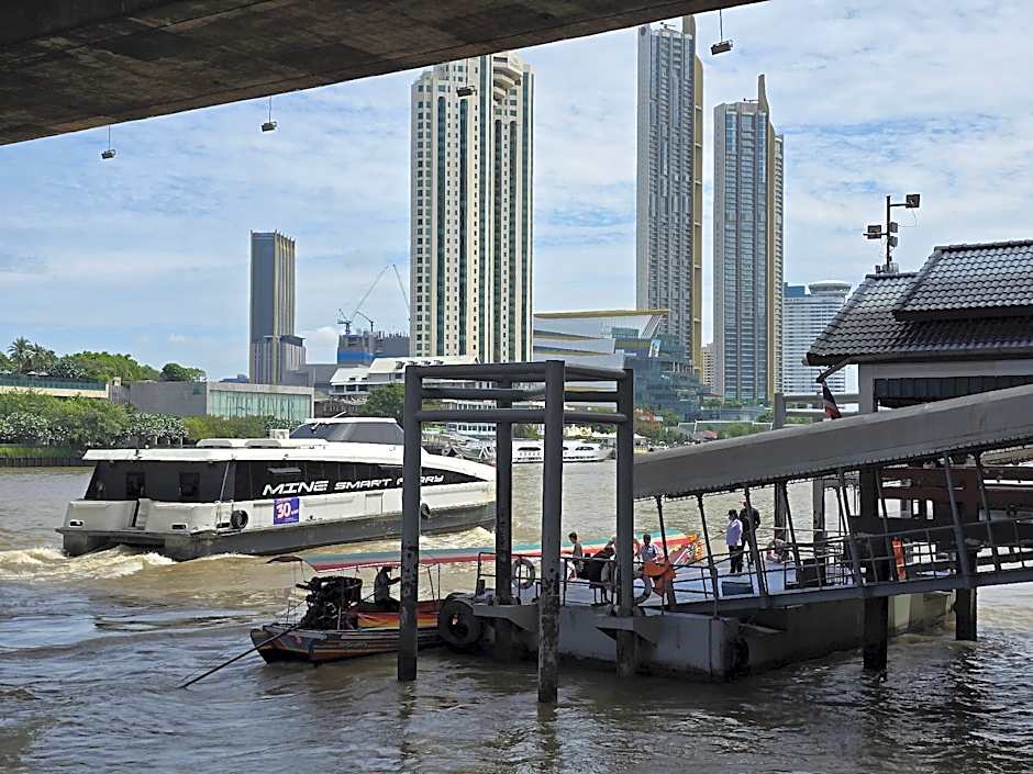 Somewhere to Escape - Hometel