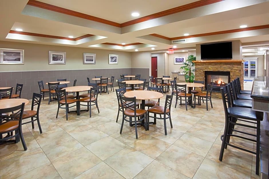 Holiday Inn Express Hotel And Suites Aberdeen By IHG