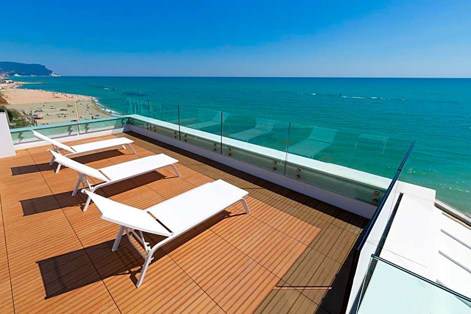 Life Hotel Seaview & Spa
