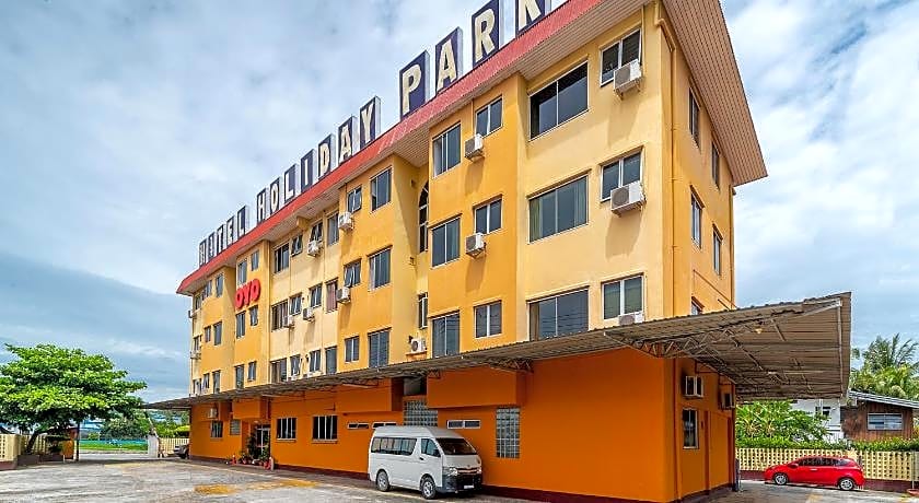 OYO 89864 Hotel Holiday Park