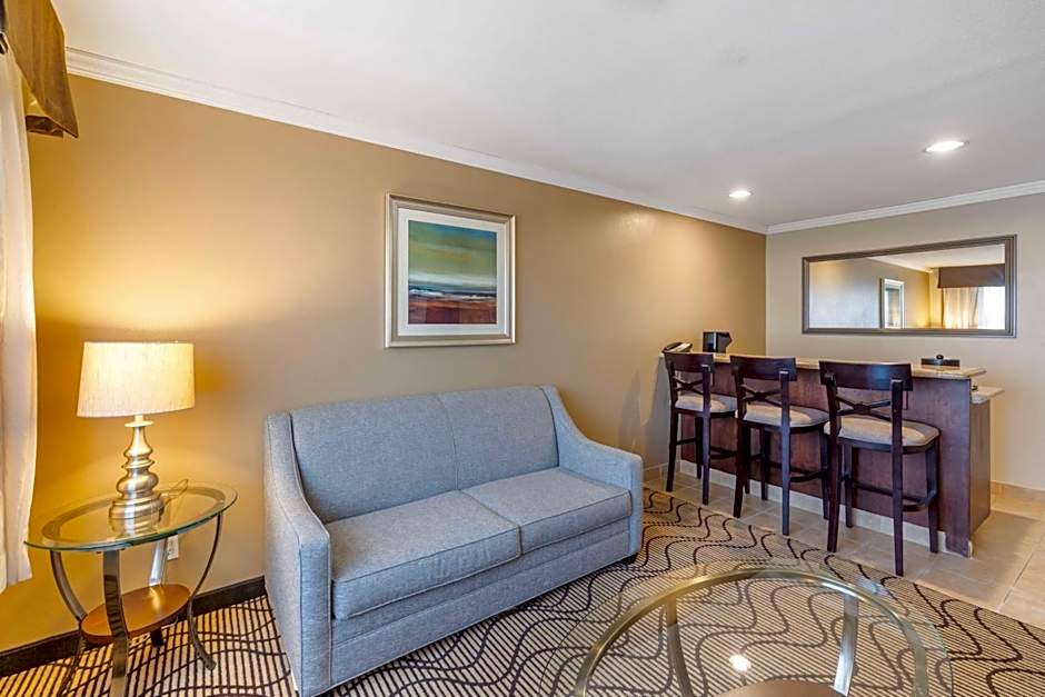 Best Western Plus Orchid Hotel & Suites