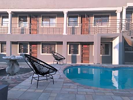 Asante’s Guest House