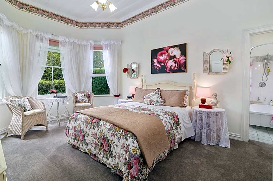 Country Villa Estate