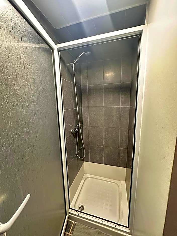 Azor International Hostel