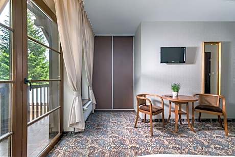 Deluxe Double Room with Balcony