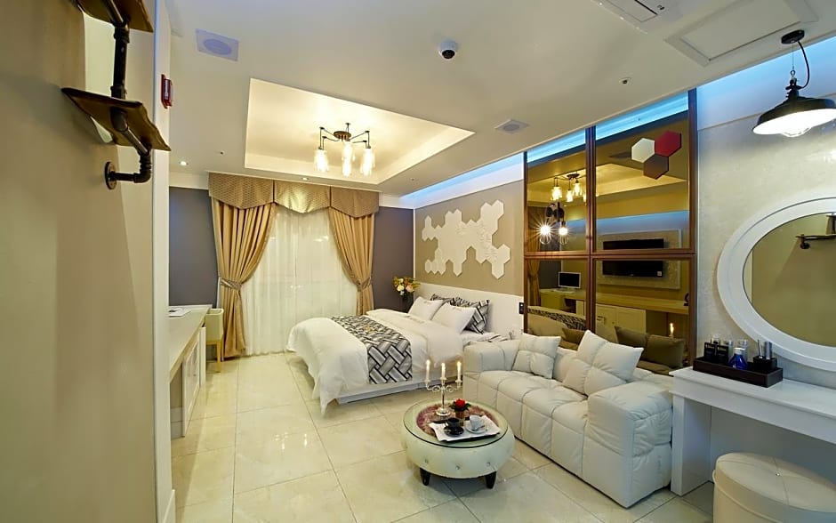 Suncheon Gentleman Self check-in Hotel