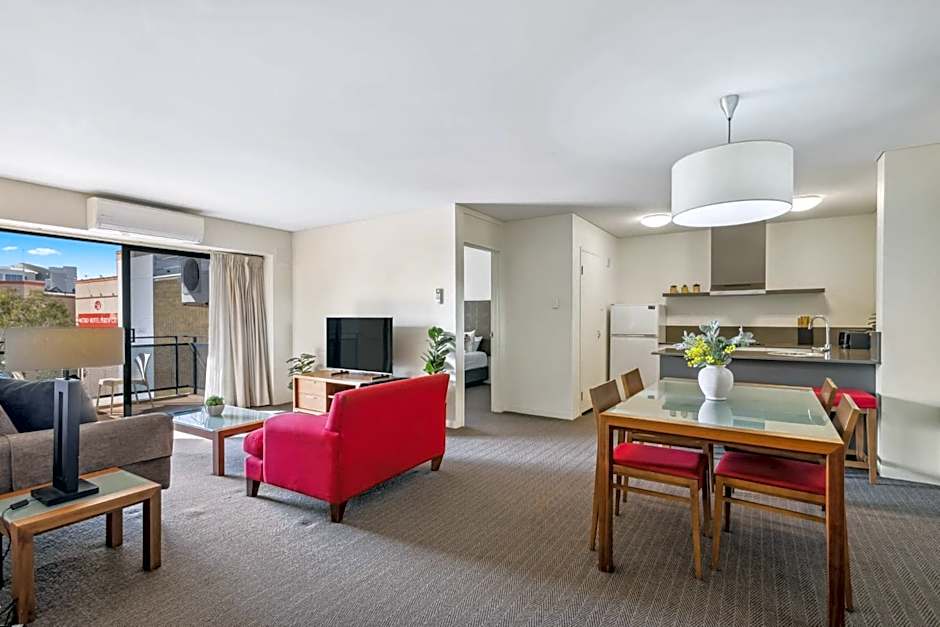 Cozy 2-Bedroom Apartment with City Views