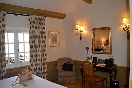 Elegance Room