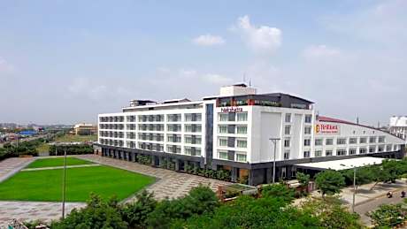 Brilliant Hotel & Convention Centre 