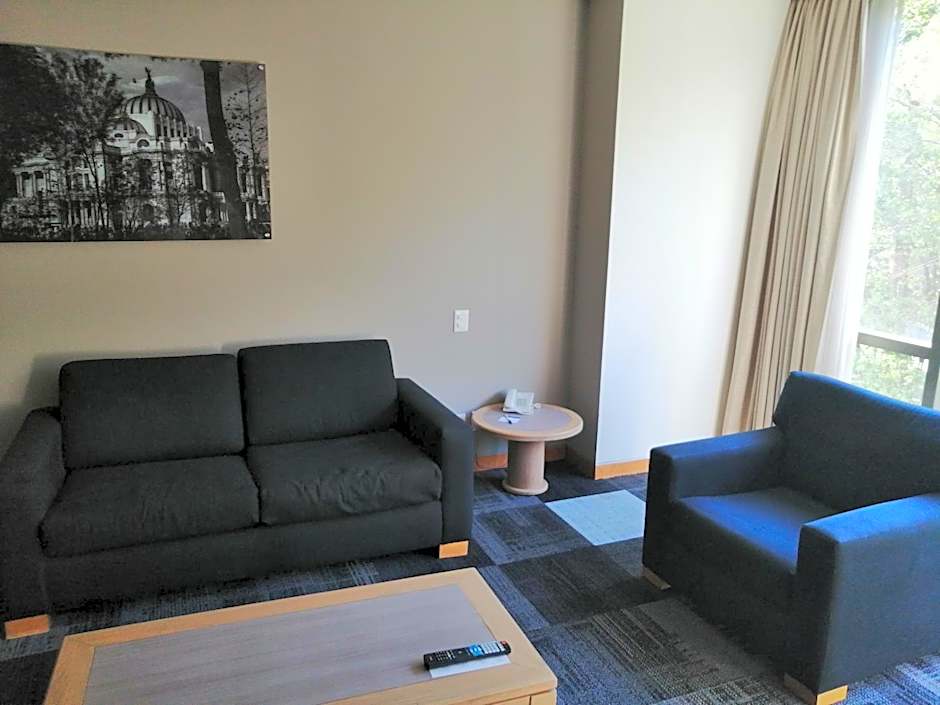 Holiday Inn Express Mexico Reforma By IHG