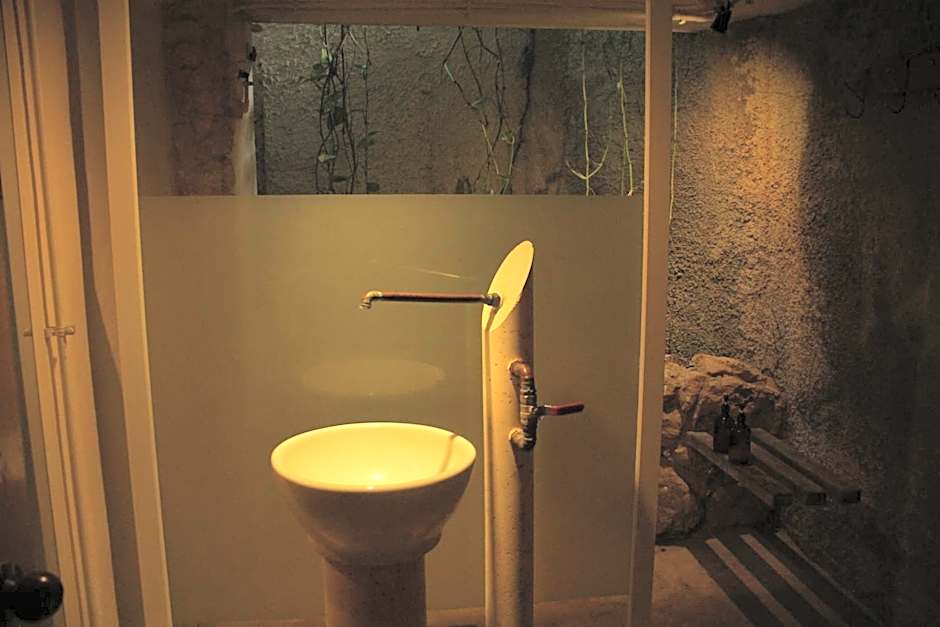 Elmar Hostel