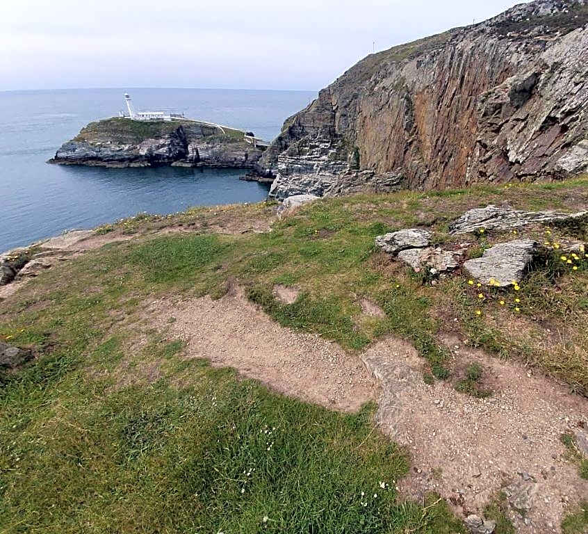 Sea and Mountain View Luxury Glamping Pods Heated