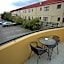 Birchwood Manor Motel