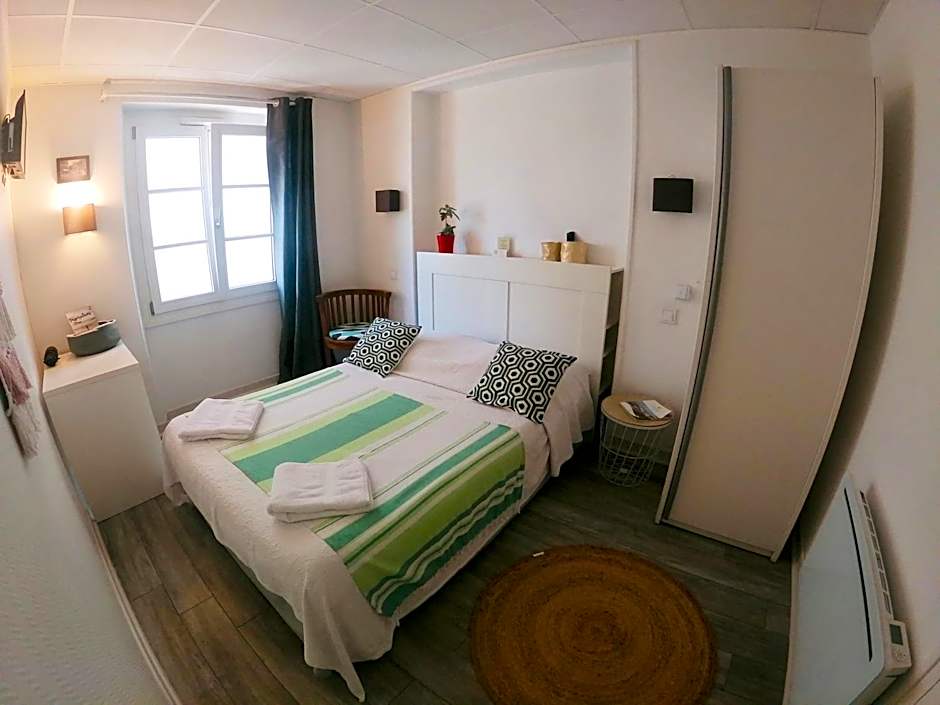 Le Petit Hôtel