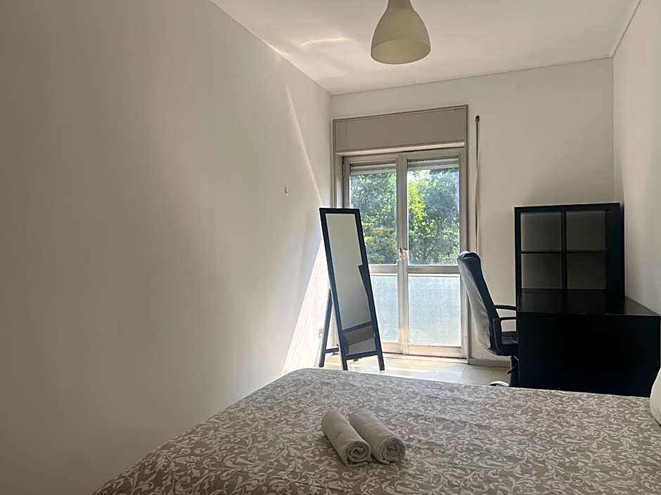 Smile4Porto Guest House