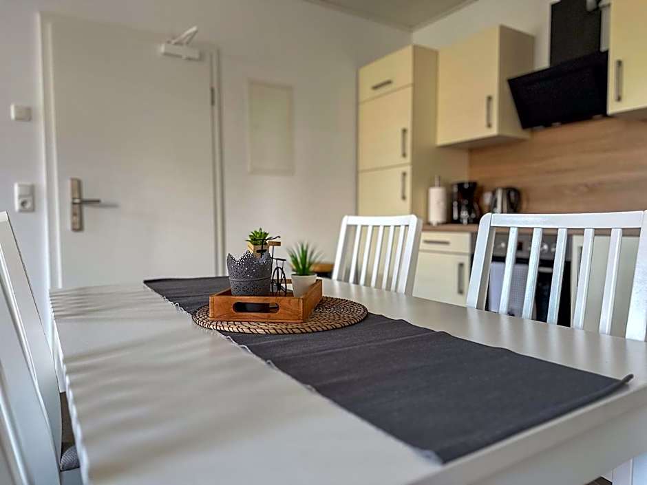 Natura Ferienhaus, Ferienwohnungen in Rhauderfehn , Komfort für Gäste & Firmen ,WLAN & Parkplatz