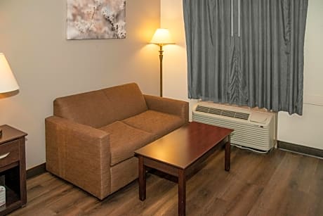 Non-Smoking Superior Room with 1 King Bed