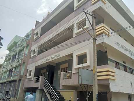 i-ROOMZ Pranathi Comforts