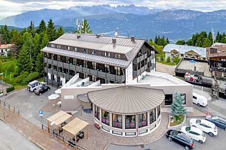 Hotel Dolomiti Chalet