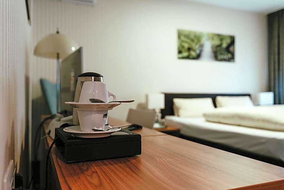Foto 1 di 9 di Deluxe 1 Double Bed or 2 Beds, Garden View