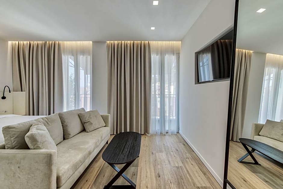 Bitzaro Boutique Hotel