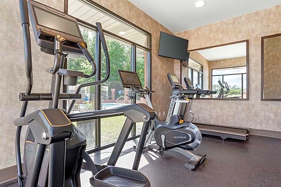 Best Western Plus Two Rivers Hotel & Suites