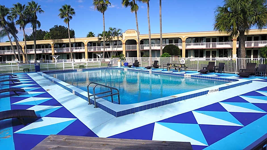 ISLAND HOTEL of Space Coast