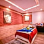 Yashshree Sanderling Mall Road