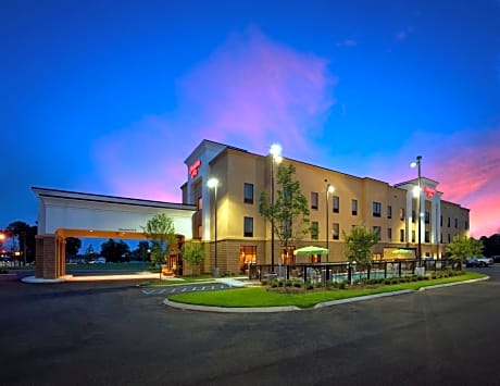 Hampton Inn Jackson-College Avenue