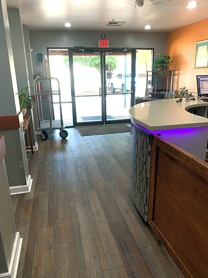 Guest House Inn Medical District near Texas Tech Univ