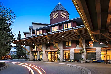 Delta Hotels by Marriott Whistler Village Suites