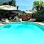 Ô Clair de Lune au cœur de Sarlat - Chambres climatisées - Parking privé - Piscine chauffée - Spa et massages