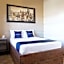 Capital O Hotel Villa Azura