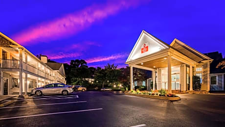 Best Western Plus Cold Spring